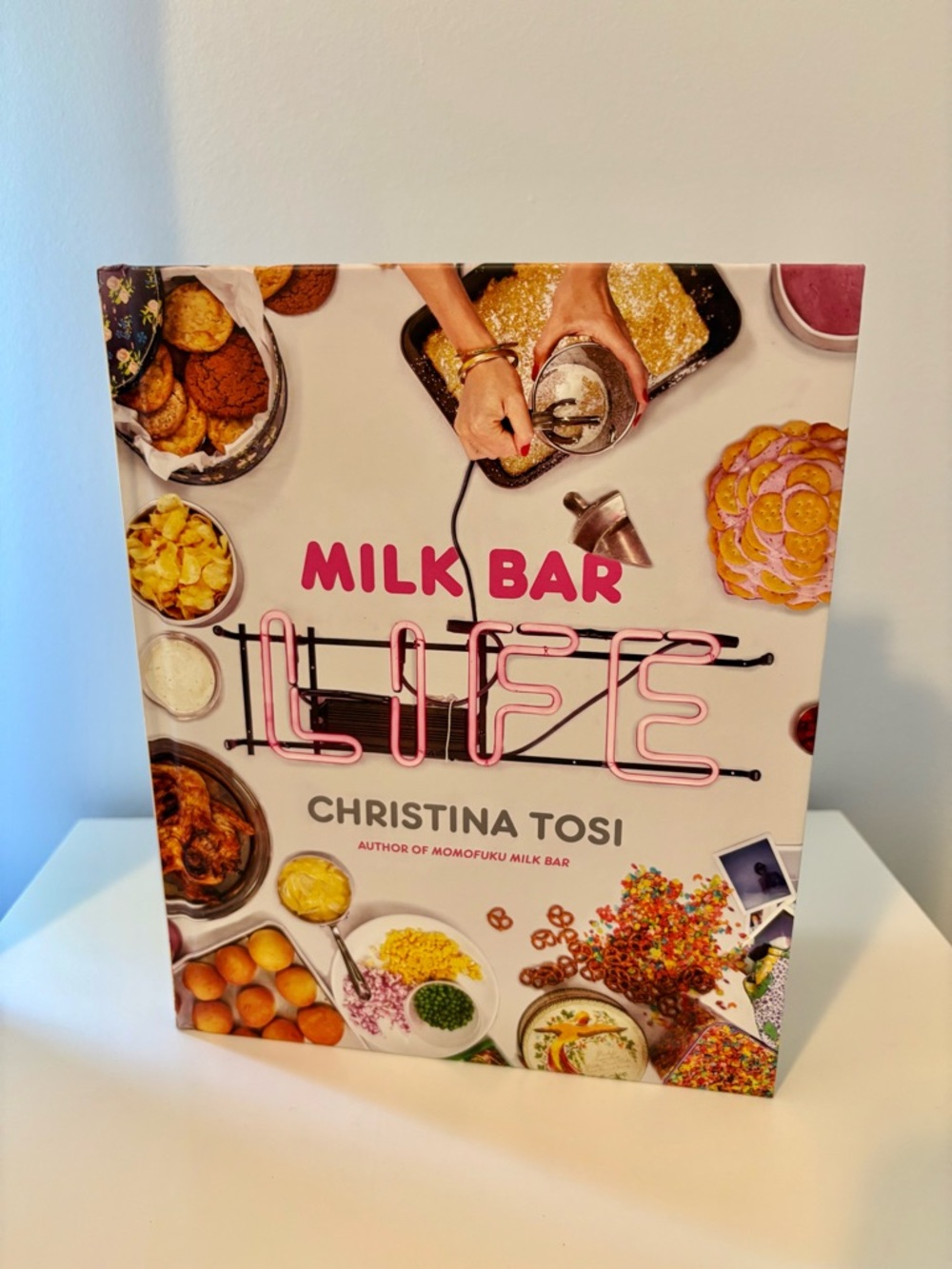🌟Christina Tosi Cookbook “Milk Bar Life”🌟